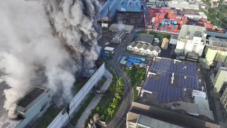 台泥子公司三元电池工厂爆炸，传 16 人受伤火势延烧中